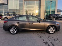 2017  Mazda3 GS Sedan | Sunroof