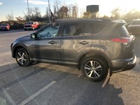 2018 Toyota RAV4 LE AWD