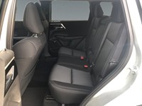 2025 Mitsubishi Outlander ES S-AWC | 7-Passenger