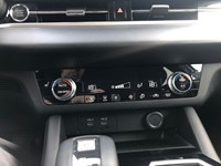 2025 Mitsubishi Outlander ES S-AWC | 7-Passenger