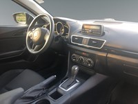 2015  Mazda3 Sport 4dr HB Sport Auto GX