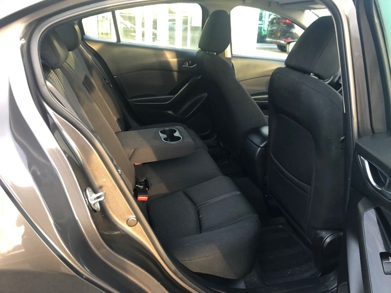 2017  Mazda3 GS Sedan | Sunroof