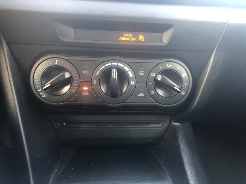 2015  Mazda3 Sport 4dr HB Sport Auto GX