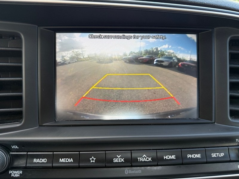 2019 Hyundai Elantra Preferred Auto