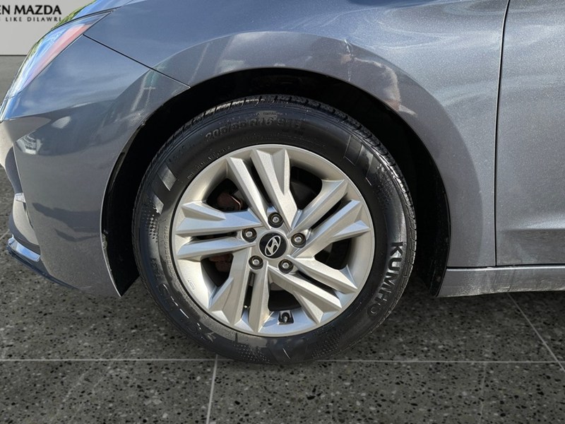 2019 Hyundai Elantra Preferred Auto