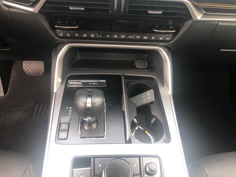 2025 Mazda CX-70 MHEV GT-P AWD | 2 Sets of Wheels Included!