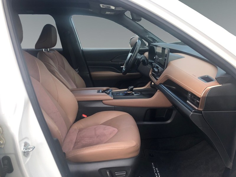 2024 Toyota Grand Highlander Hybrid Hybrid Platinum AWD